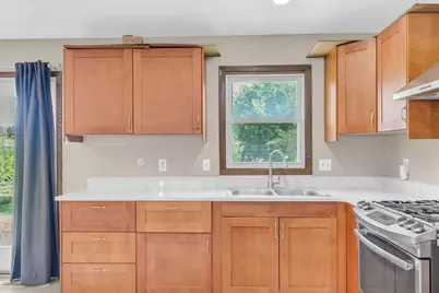 6432 Zealand Avenue N, Brooklyn Park, MN 55428 - Photo 6