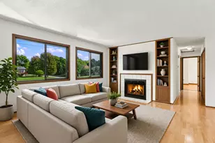 13156 90th Pl N, Maple Grove, MN 55369 - Photo 4