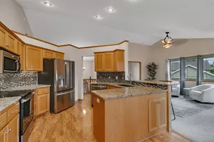 26075 Bluebird Ln, Saint Cloud, MN 56301 - Photo 14
