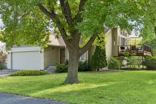 8952 Pineview Ln N, Maple Grove, MN 55369 - Photo 40