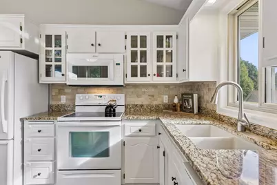 8952 Pineview Lane N, Maple Grove, MN 55369 - Photo 14