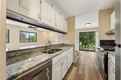 6130 72nd Lane N, Brooklyn Park, MN 55429 - Photo 2