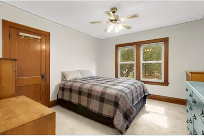 809 Minnehaha Avenue W, Saint Paul, MN 55104 - Photo 14