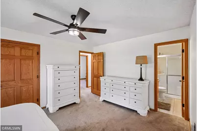 1549 Skyview Drive, Chaska, MN 55318 - Photo 14