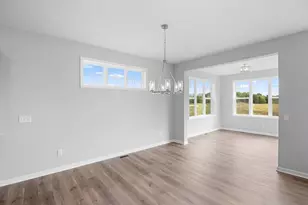 8204 Haywood Dr, Lino Lakes, MN 55014 - Photo 10