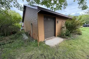 399 Lund St, New York Mills, MN 56567 - Photo 8