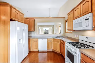 536 Holly Lane N, Oakdale, MN 55128 - Photo 10