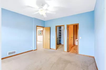 536 Holly Lane N, Oakdale, MN 55128 - Photo 20
