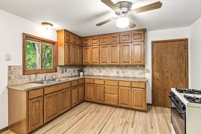 1760 Garland Lane N, Plymouth, MN 55447 - Photo 18