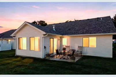 2333 Cleveland Lane S, Cambridge, MN 55008 - Photo 2