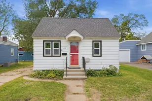 831 20th Ave N, Saint Cloud, MN 56303 - Photo 1