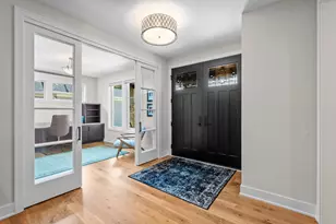 7061 Highland Ct, Eden Prairie, MN 55346 - Photo 2