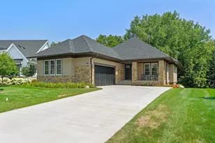 7061 Highland Ct, Eden Prairie, MN 55346 - Photo 1