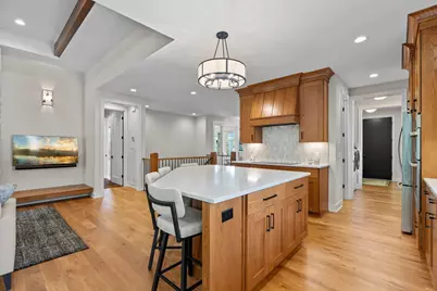 7061 Highland Court, Eden Prairie, MN 55346 - Photo 10