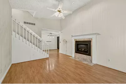 754 Neville Court SE, Rochester, MN 55904 - Photo 4