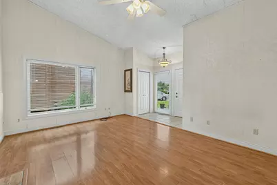 754 Neville Court SE, Rochester, MN 55904 - Photo 6