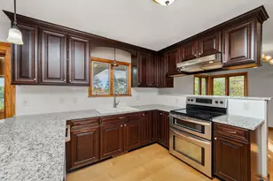1800 Quebec Ave N, Golden Valley, MN 55427 - Photo 8