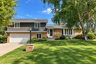 1800 Quebec Ave N, Golden Valley, MN 55427 - Photo 1