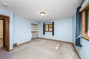 1800 Quebec Ave N, Golden Valley, MN 55427 - Photo 14