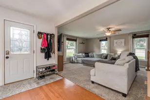 211 N Market St, Janesville, MN 56048 - Photo 6