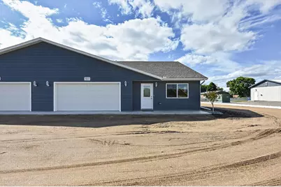 1501 Nokomis Street, Alexandria, MN 56308 - Photo 2
