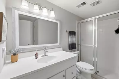 18385 Creeks Bend Drive, Minnetonka, MN 55345 - Photo 20