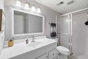 18385 Creeks Bend Dr, Minnetonka, MN 55345 - Photo 20
