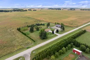 4604 SE 64th Ave, Claremont, MN 55924 - Photo 2