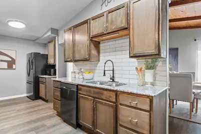 7008 35th Avenue N, Crystal, MN 55427 - Photo 4