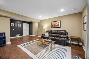 1909 Meridian Curve, Carver, MN 55315 - Photo 24