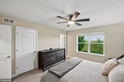 1909 Meridian Curve, Carver, MN 55315 - Photo 16