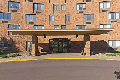 1181 Edgcumbe Road #514, Saint Paul, MN 55105 - Photo 32