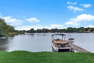 2162 Lakebrook Dr, New Brighton, MN 55112 - Photo 28