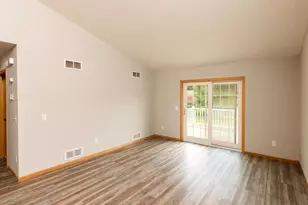11532 Alpine Dr, Monticello, MN 55362 - Photo 10