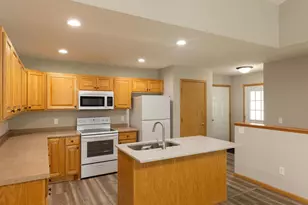 11532 Alpine Dr, Monticello, MN 55362 - Photo 6