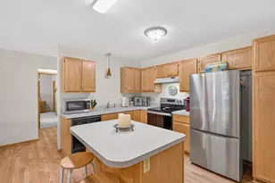 4139 Ruby Ln, Eagan, MN 55122 - Photo 18