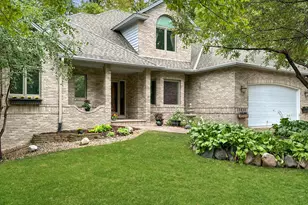 15920 37th Ave N, Plymouth, MN 55446 - Photo 2