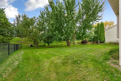 2305 Pepper Ridge Lane, Northfield, MN 55057 - Photo 2