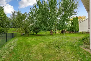 2305 Pepperridge Ln, Northfield, MN 55057 - Photo 2