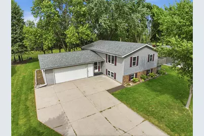 1412 18th Street SW, Willmar, MN 56201 - Photo 4
