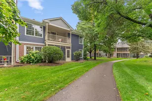 10924 Rhode Island Ave S, Bloomington, MN 55438 - Photo 40
