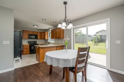 107 Meadow Lane, Janesville, MN 56048 - Photo 8