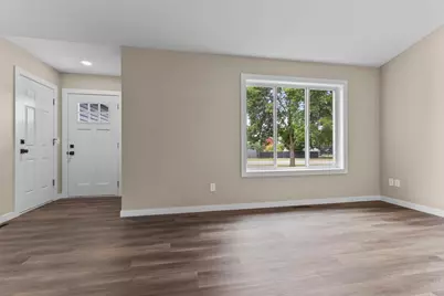 808 5th Avenue SW, Isanti, MN 55040 - Photo 4