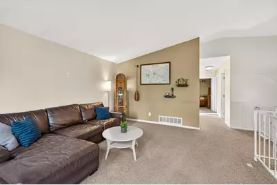 4270 Victoria Street N, Shoreview, MN 55126 - Photo 16