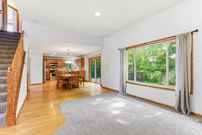 9918 Kiwi Avenue N, Brooklyn Park, MN 55443 - Photo 6