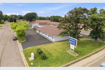 1418 S Oak Avenue, Owatonna, MN 55060 - Photo 2