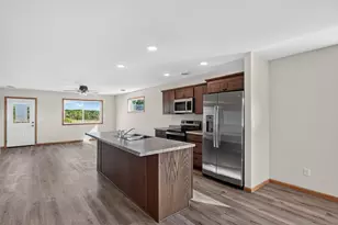 1509 Nokomis St, Alexandria, MN 56308 - Photo 6