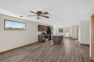 1509 Nokomis St, Alexandria, MN 56308 - Photo 2