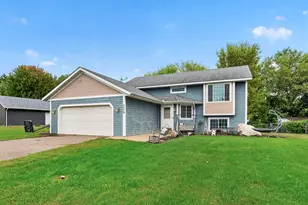 9578 River Forest Dr, Monticello, MN 55362 - Photo 2