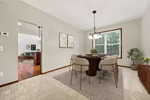 2109 Rockridge Cir, Shakopee, MN 55379 - Photo 10